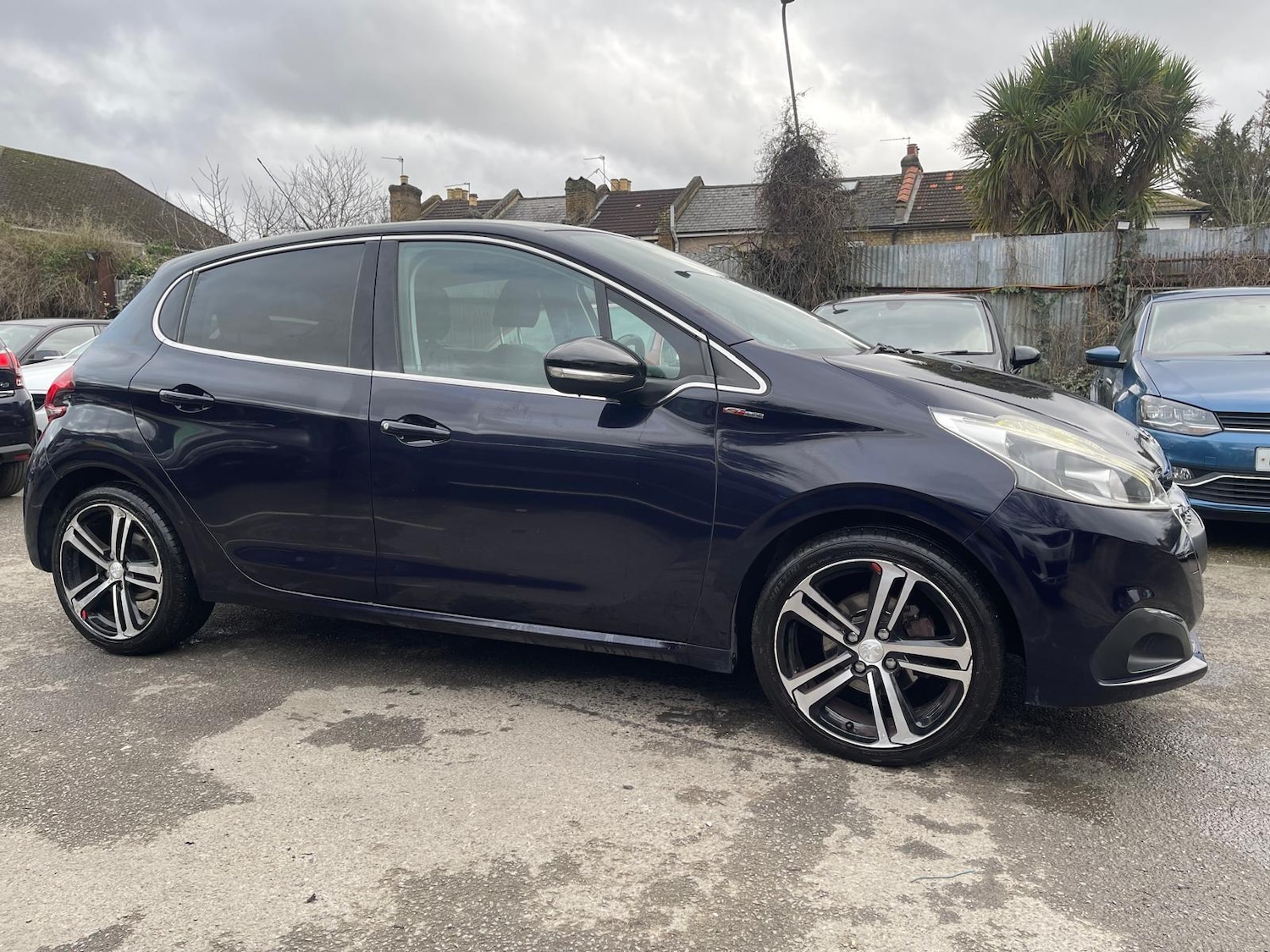 Used Peugeot 208 2015 for sale - 78071793: Photo 10