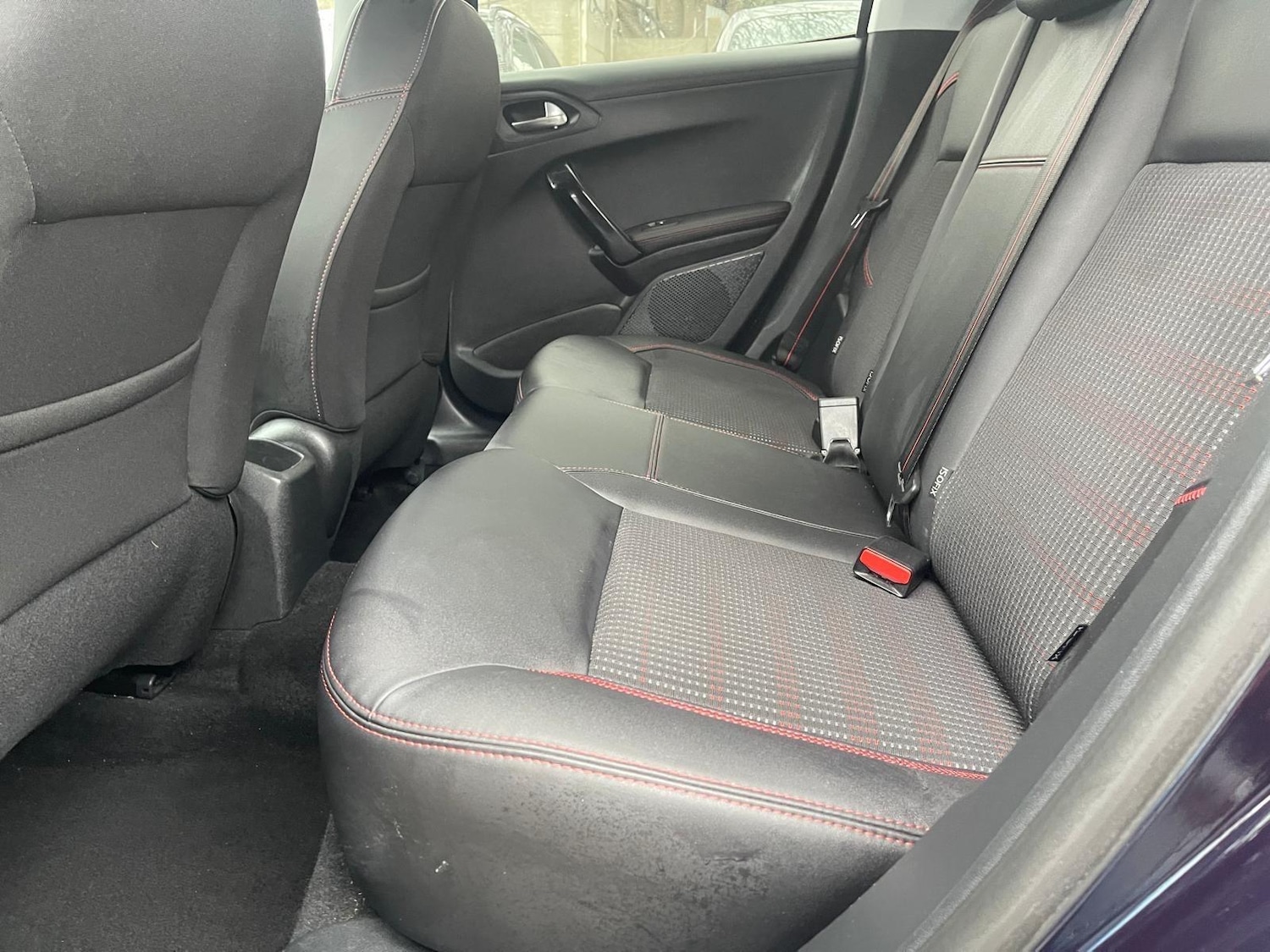 Used Peugeot 208 2015 for sale - 78071793: Photo 15