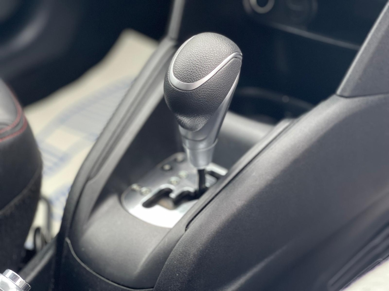 Used Peugeot 208 2015 for sale - 78071793: Photo 24