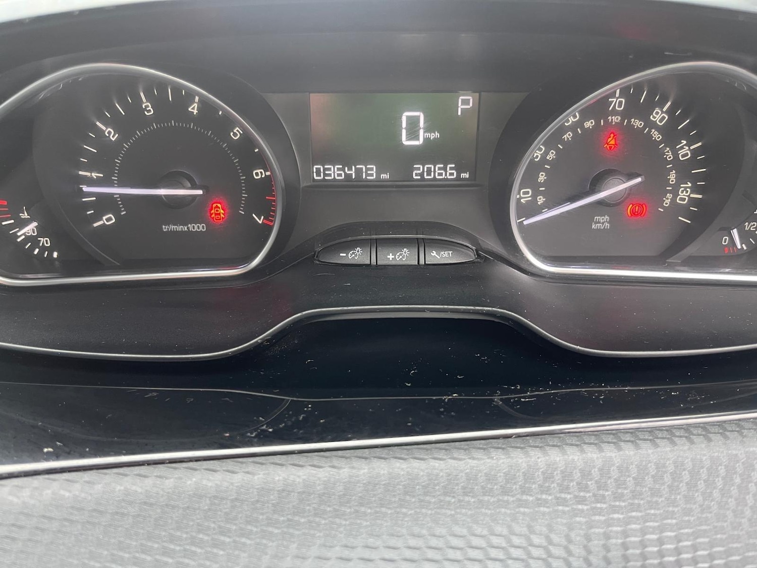 Used Peugeot 208 2015 for sale - 78071793: Photo 27