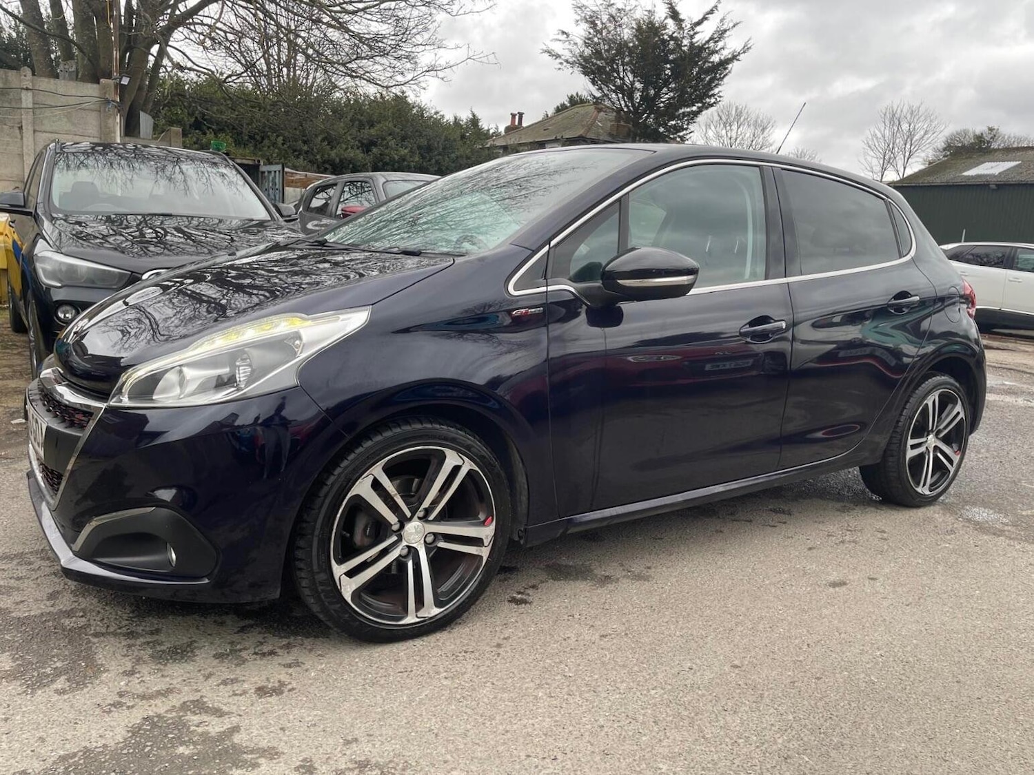 Used Peugeot 208 2015 for sale - 78071793: Photo 4