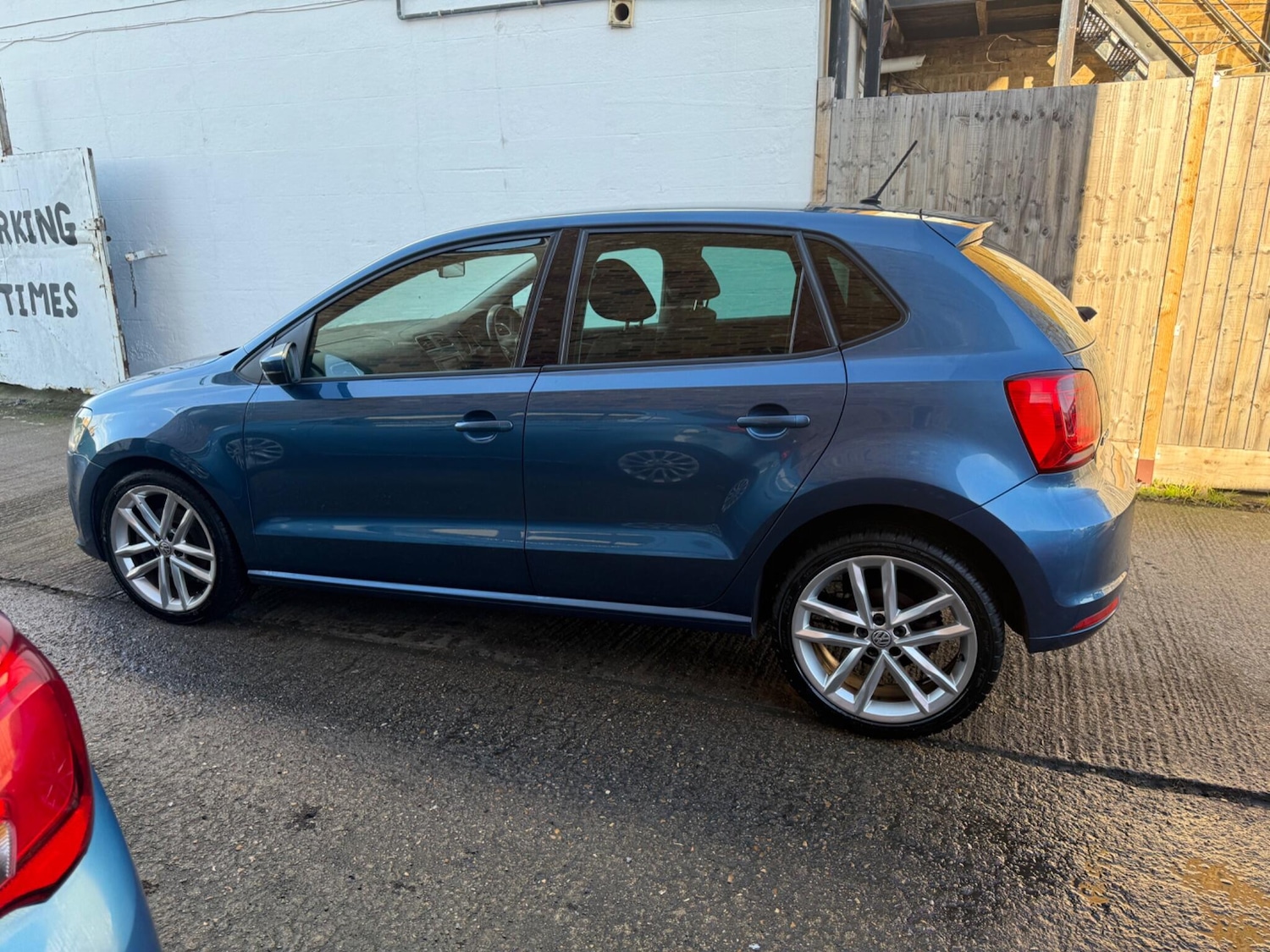 Used Volkswagen Polo 2016 for sale - 78072376: Photo 8