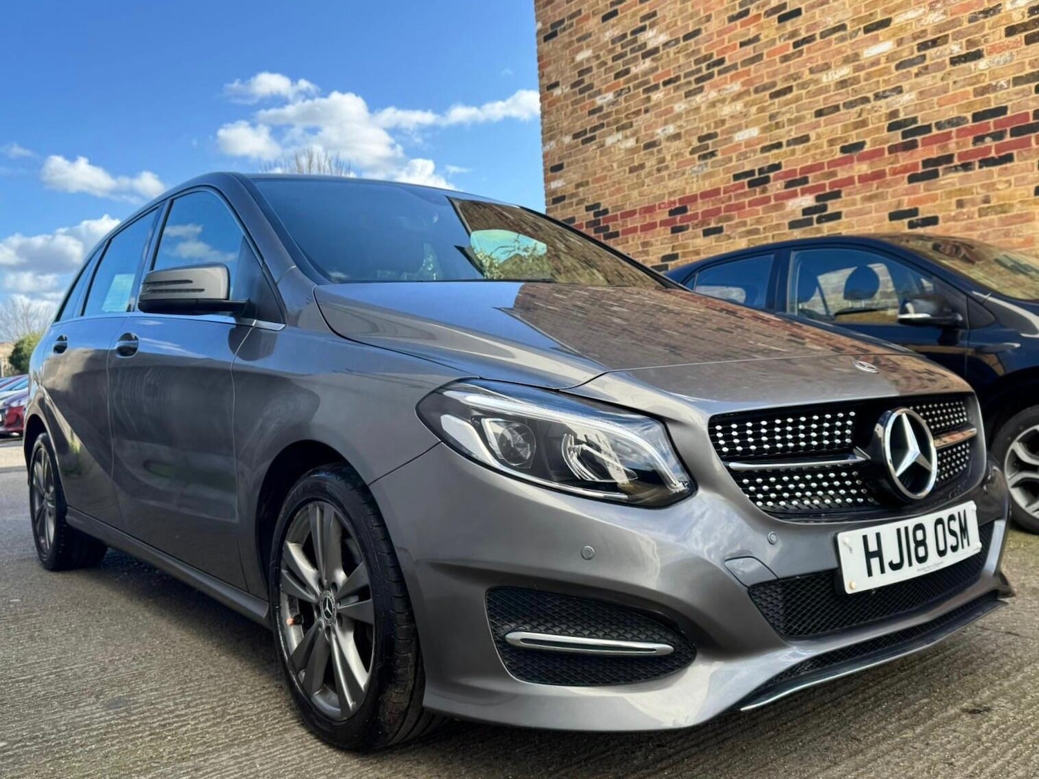 Used Mercedes-Benz B Class 2018 for sale - 78072070: Photo 11