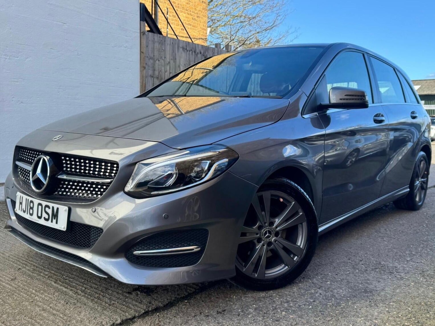 Used Mercedes-Benz B Class 2018 for sale - 78072070: Photo 2