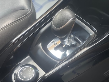 Used Peugeot 2008 2018 for sale - 79532453: Photo