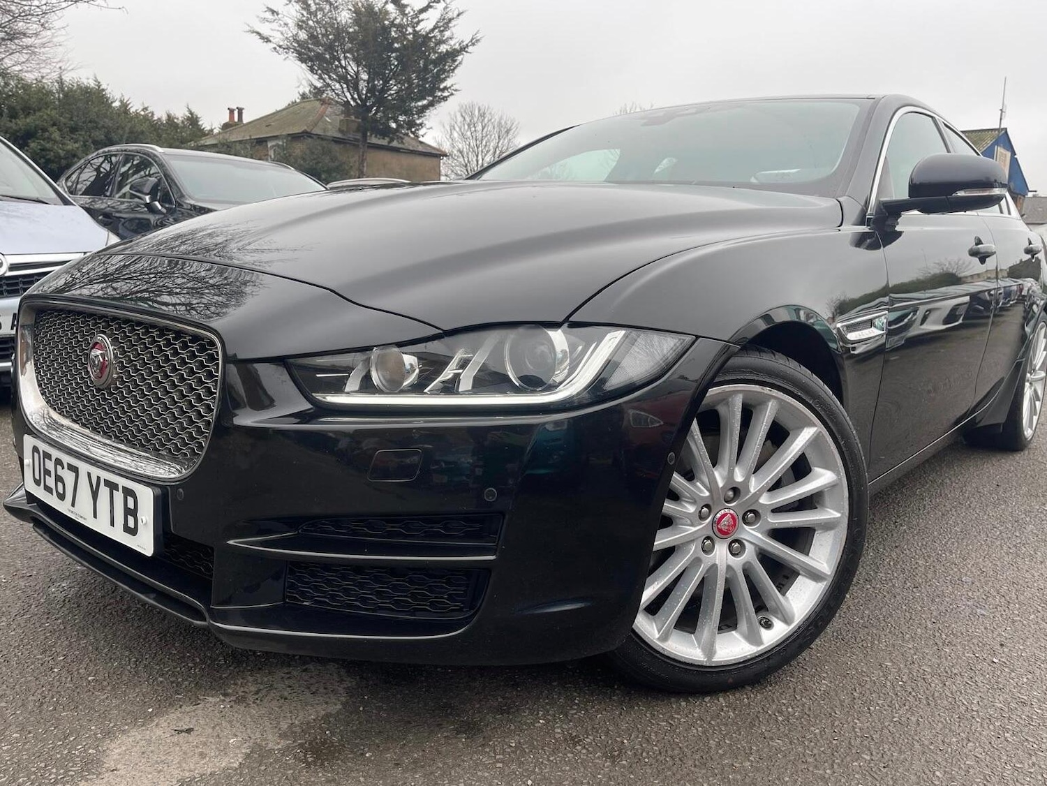 Used Jaguar XE 2018 for sale - 78073197: Photo 1