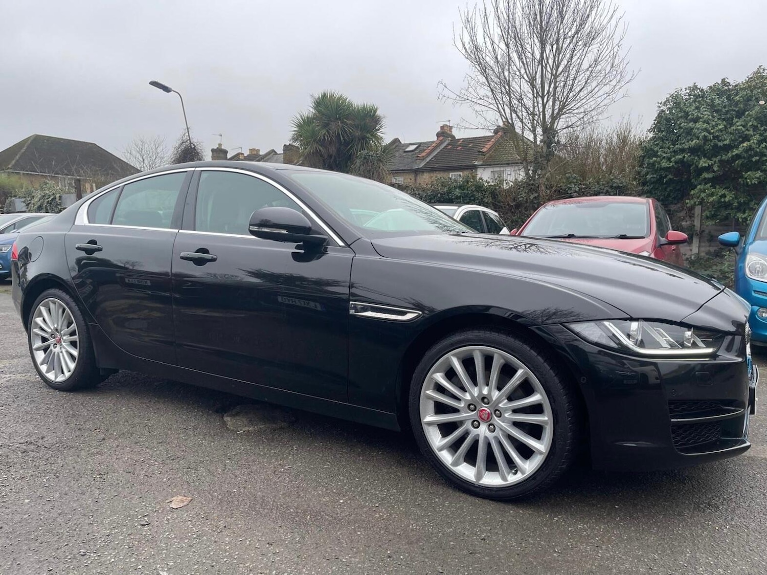 Used Jaguar XE 2018 for sale - 78073197: Photo 4