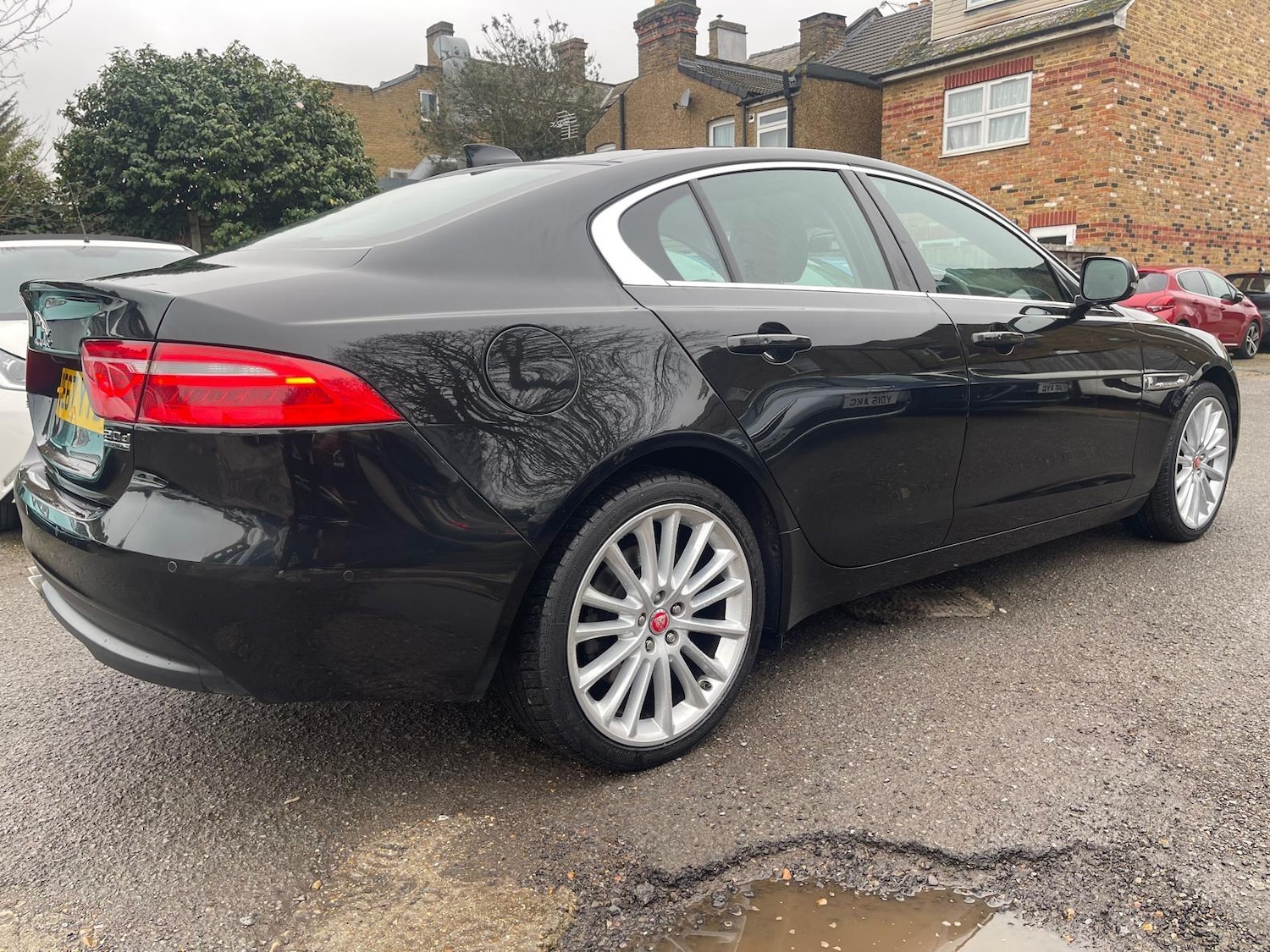 Used Jaguar XE 2018 for sale - 78073197: Photo 6