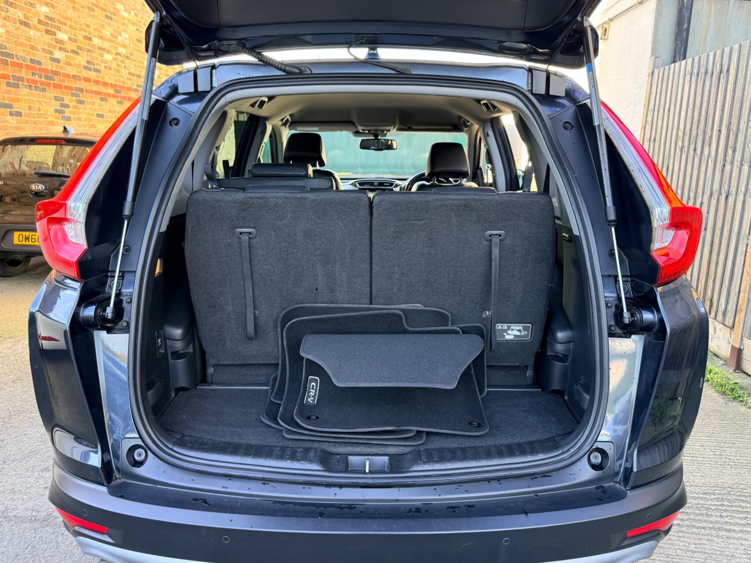 Used Honda CR-V 2018 for sale - 78100385: Photo 14