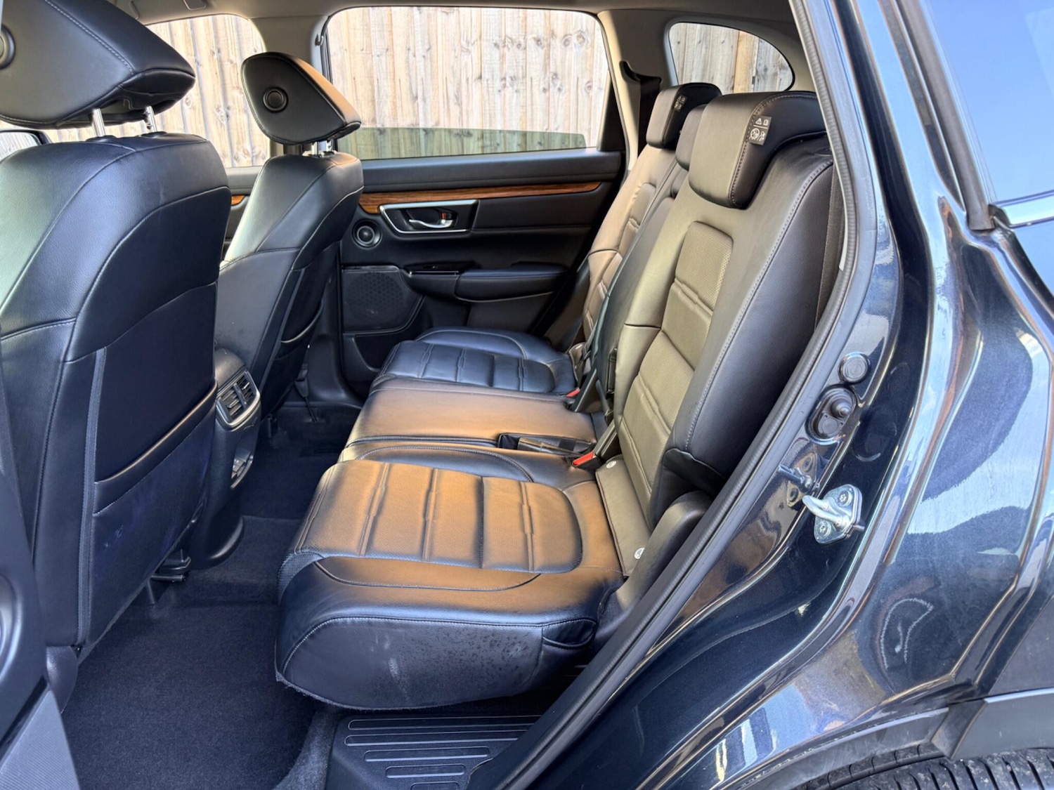 Used Honda CR-V 2018 for sale - 78100385: Photo 17