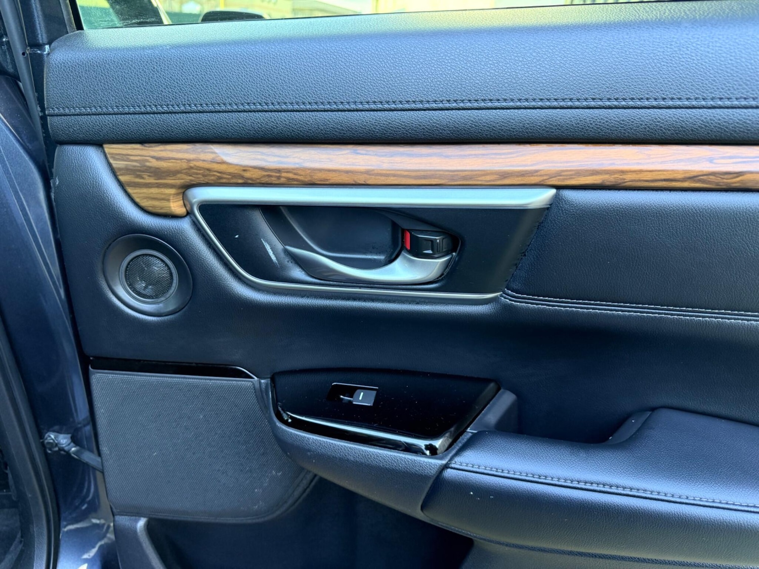 Used Honda CR-V 2018 for sale - 78100385: Photo 22