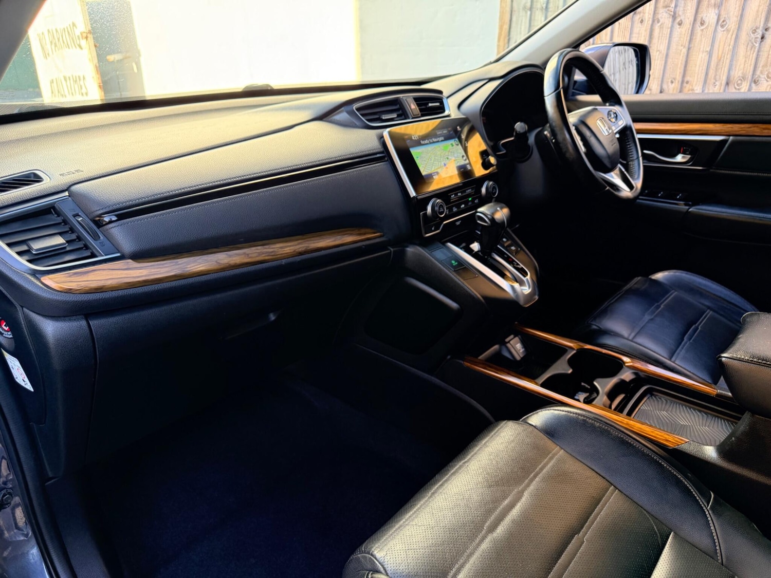 Used Honda CR-V 2018 for sale - 78100385: Photo 23