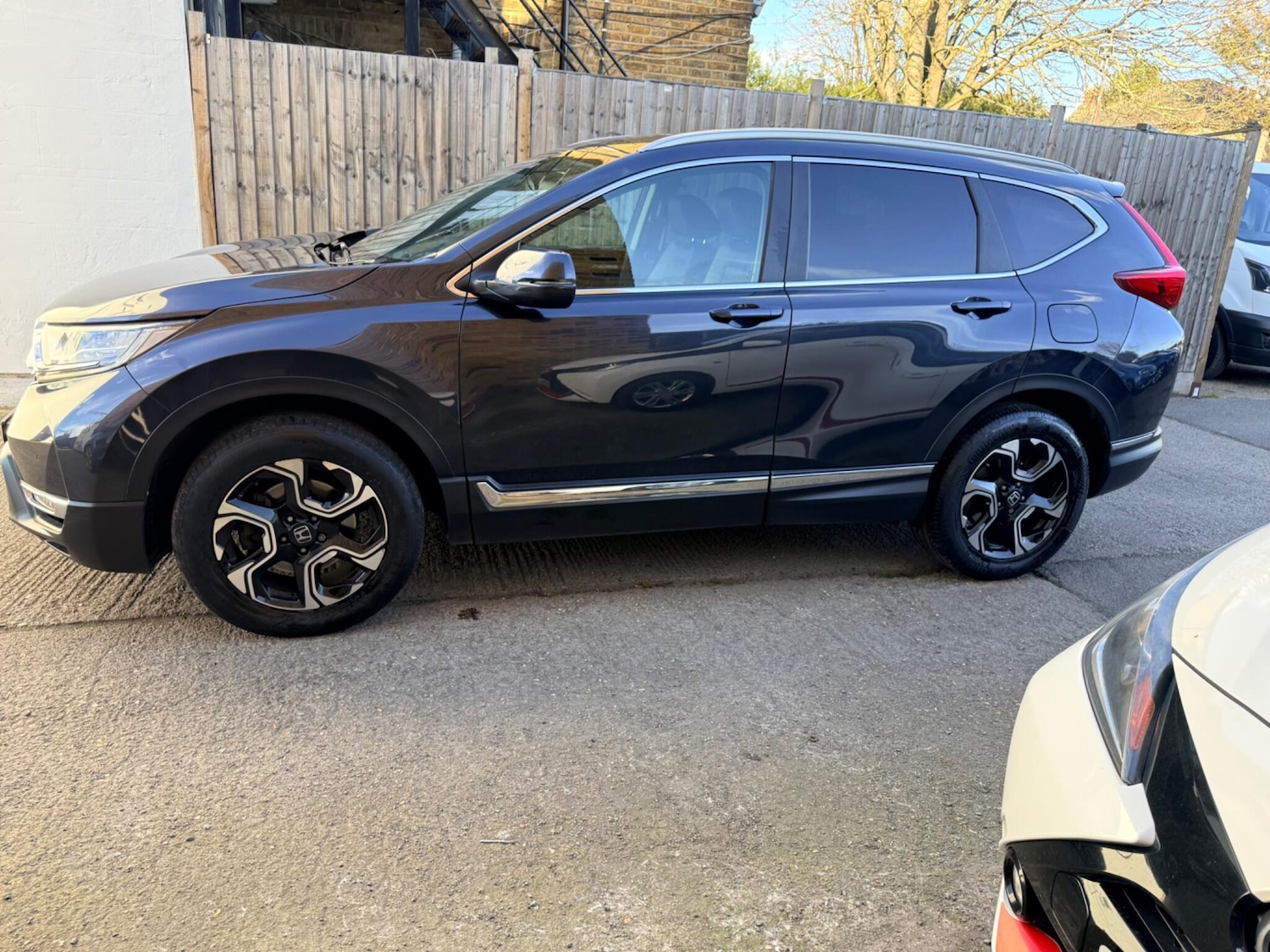 Used Honda CR-V 2018 for sale - 78100385: Photo 8