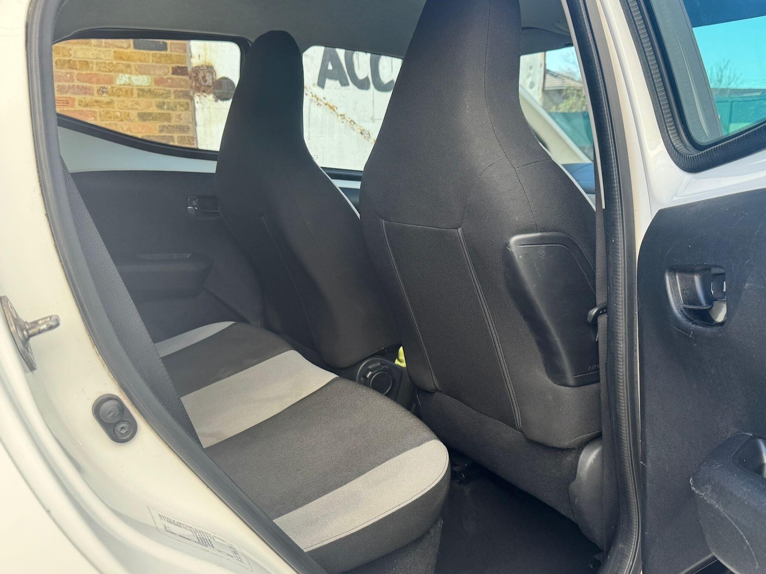 Used Toyota AYGO 2016 for sale - 78086162: Photo 12