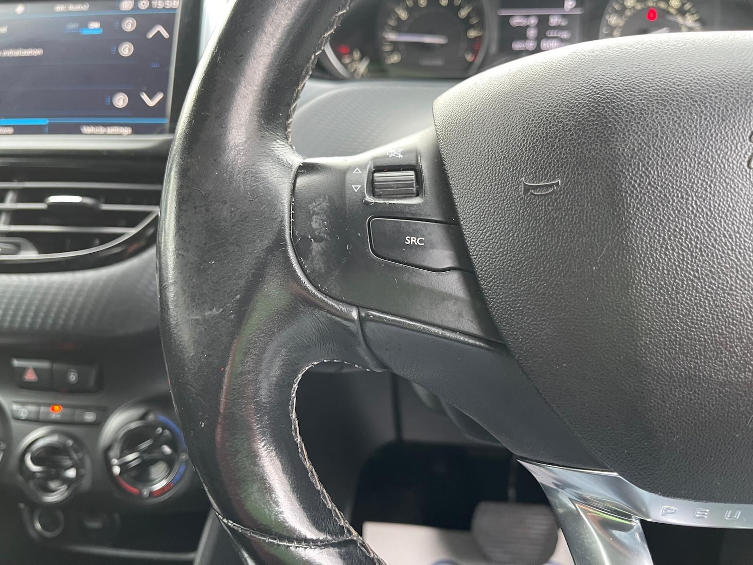 Used Peugeot 208 2018 for sale - 78071791: Photo 24