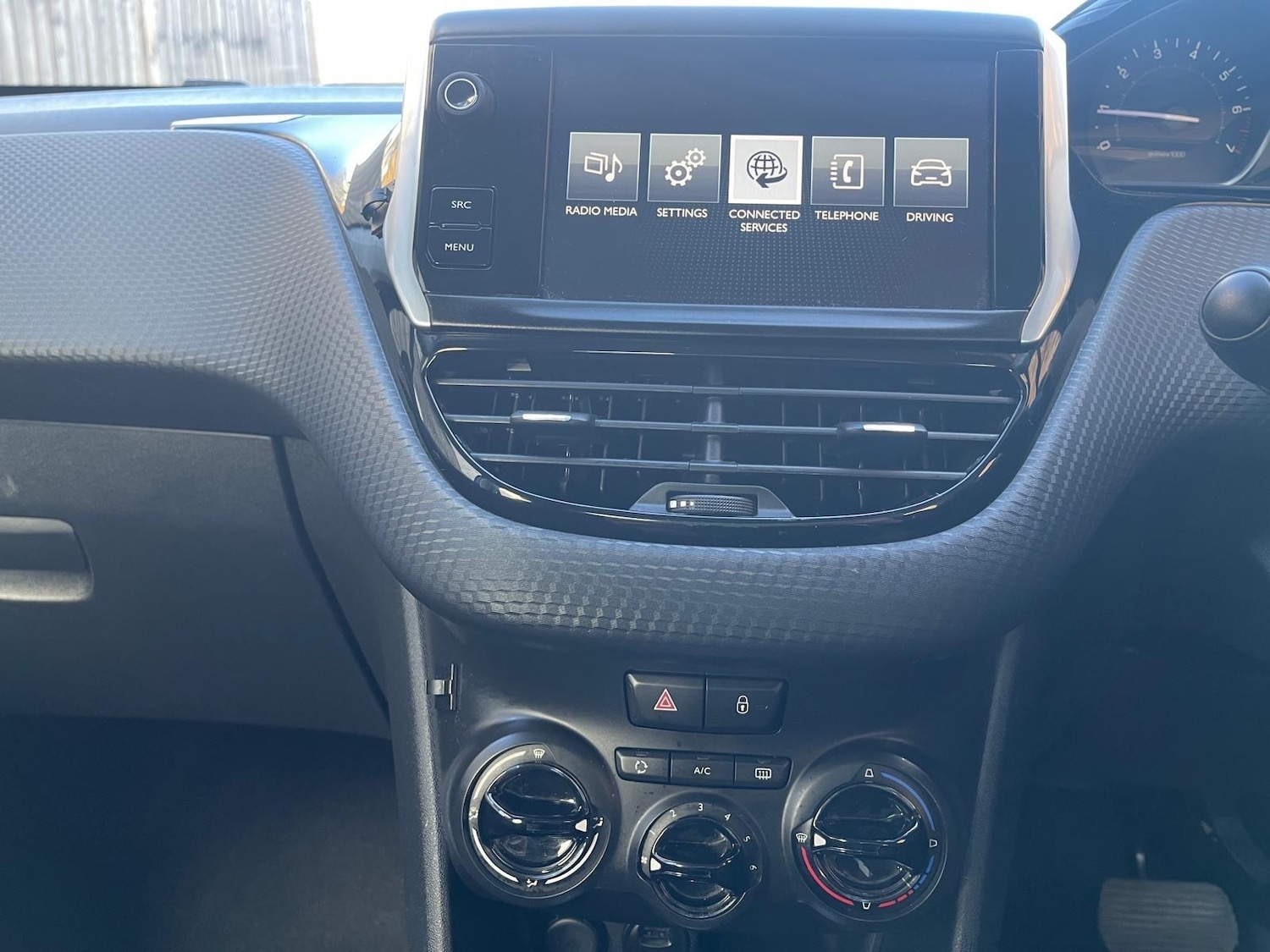 Used Peugeot 208 2017 for sale - 78100624: Photo 30