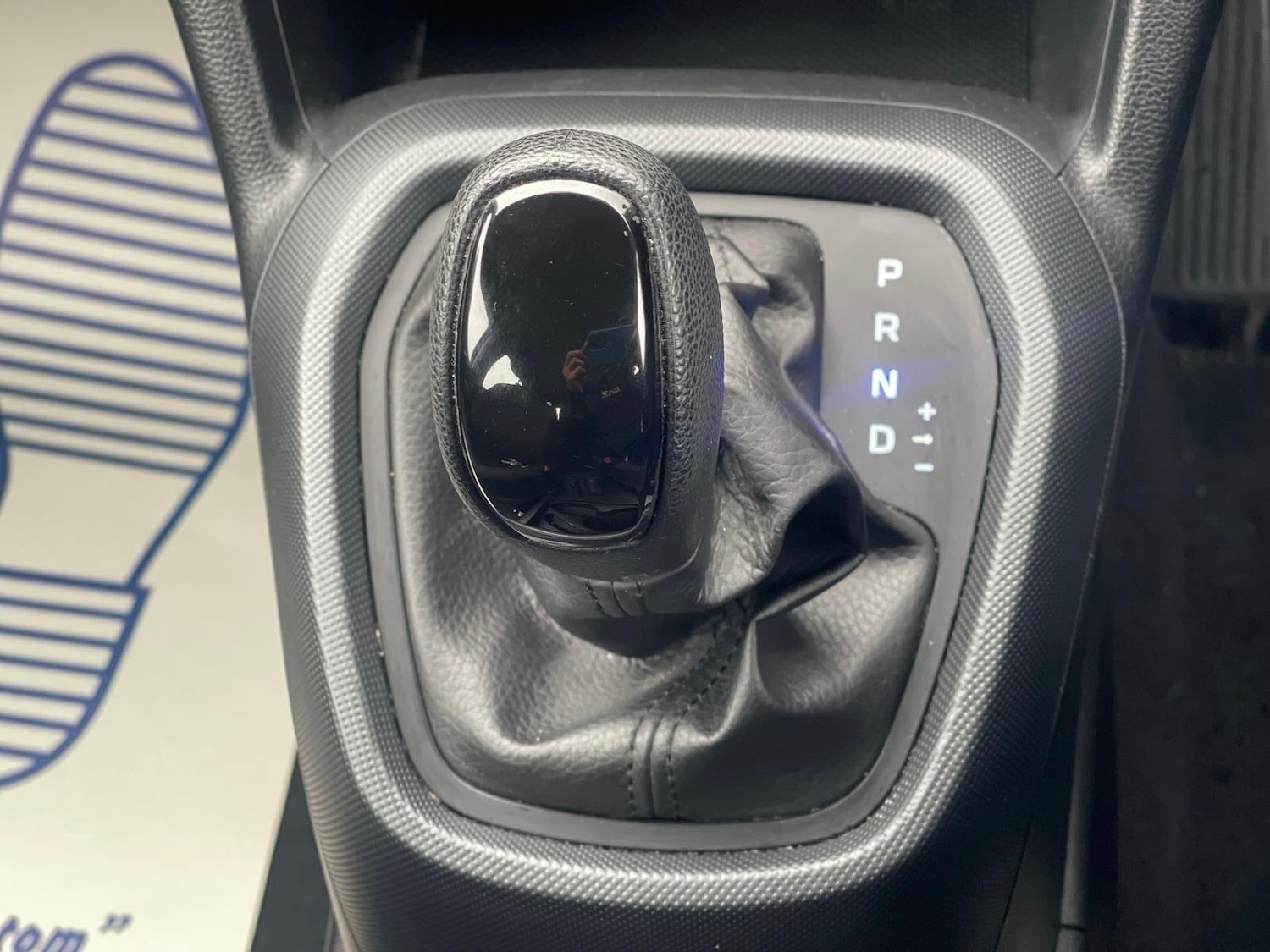 Used Hyundai i10 2017 for sale - 78072231: Photo 2