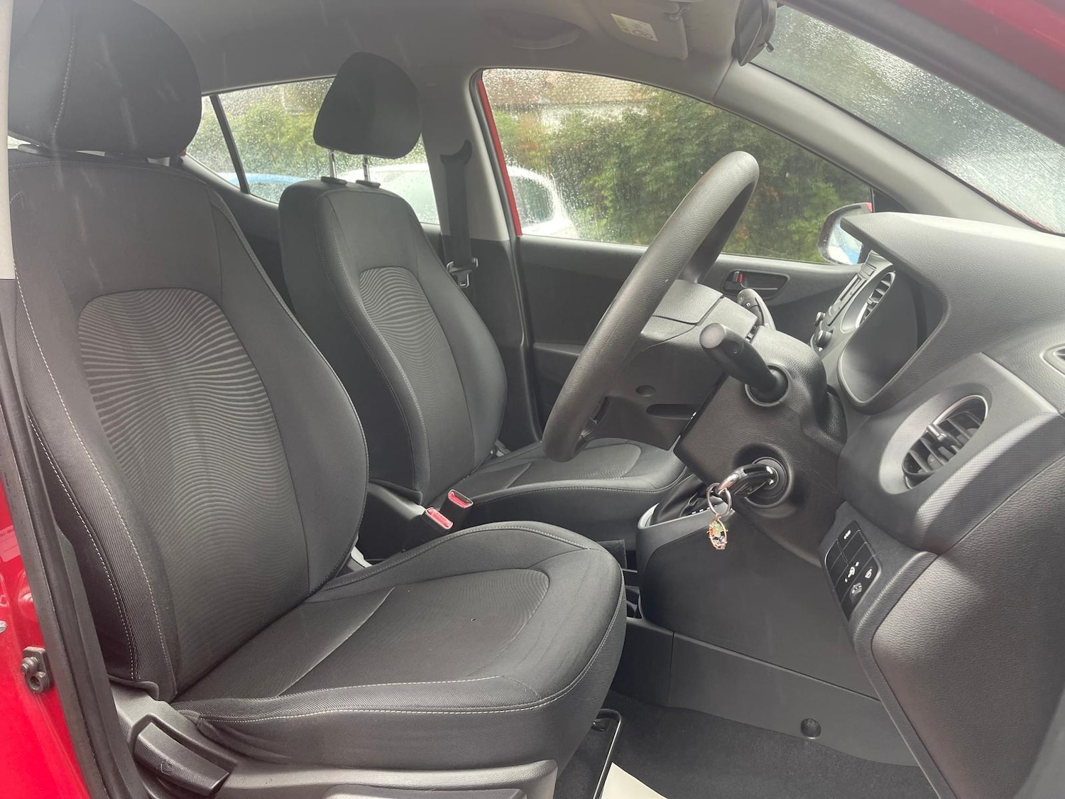 Used Hyundai i10 2017 for sale - 78072231: Photo 26