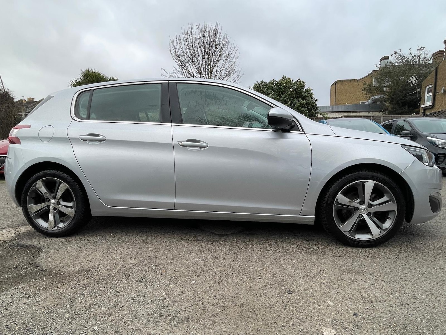 Used Peugeot 308 2017 for sale - 78086845: Photo 7