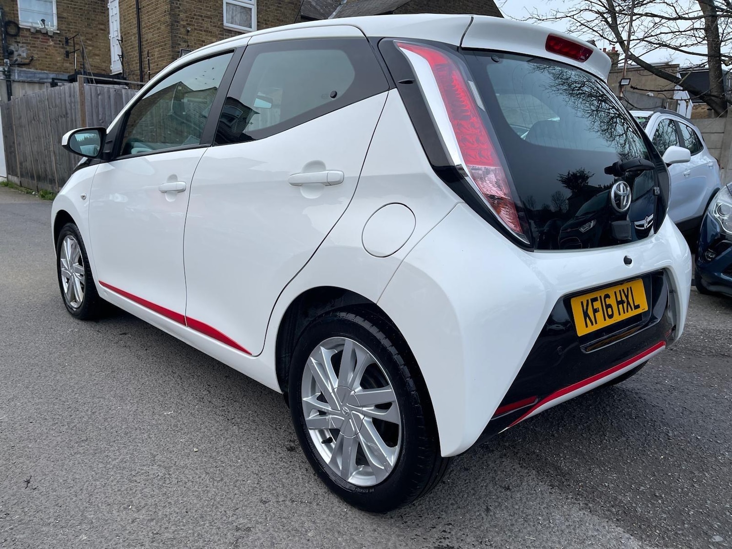 Used Toyota AYGO 2016 for sale - 78072674: Photo 12