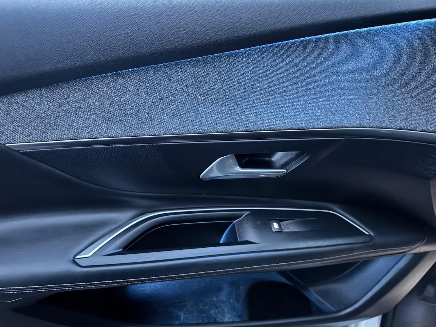 Used Peugeot 3008 2017 for sale - 78071926: Photo 24