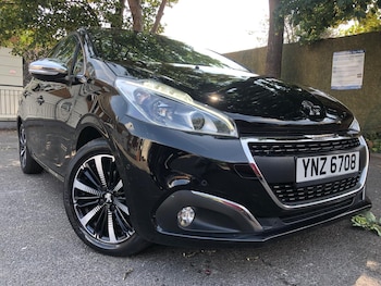 Used Peugeot 208 2019 for sale - 79396007: Photo