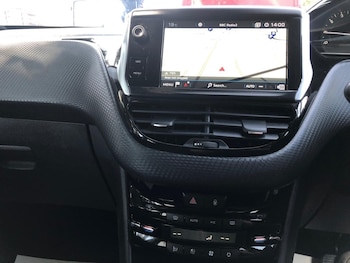 Used Peugeot 208 2019 for sale - 79396007: Photo