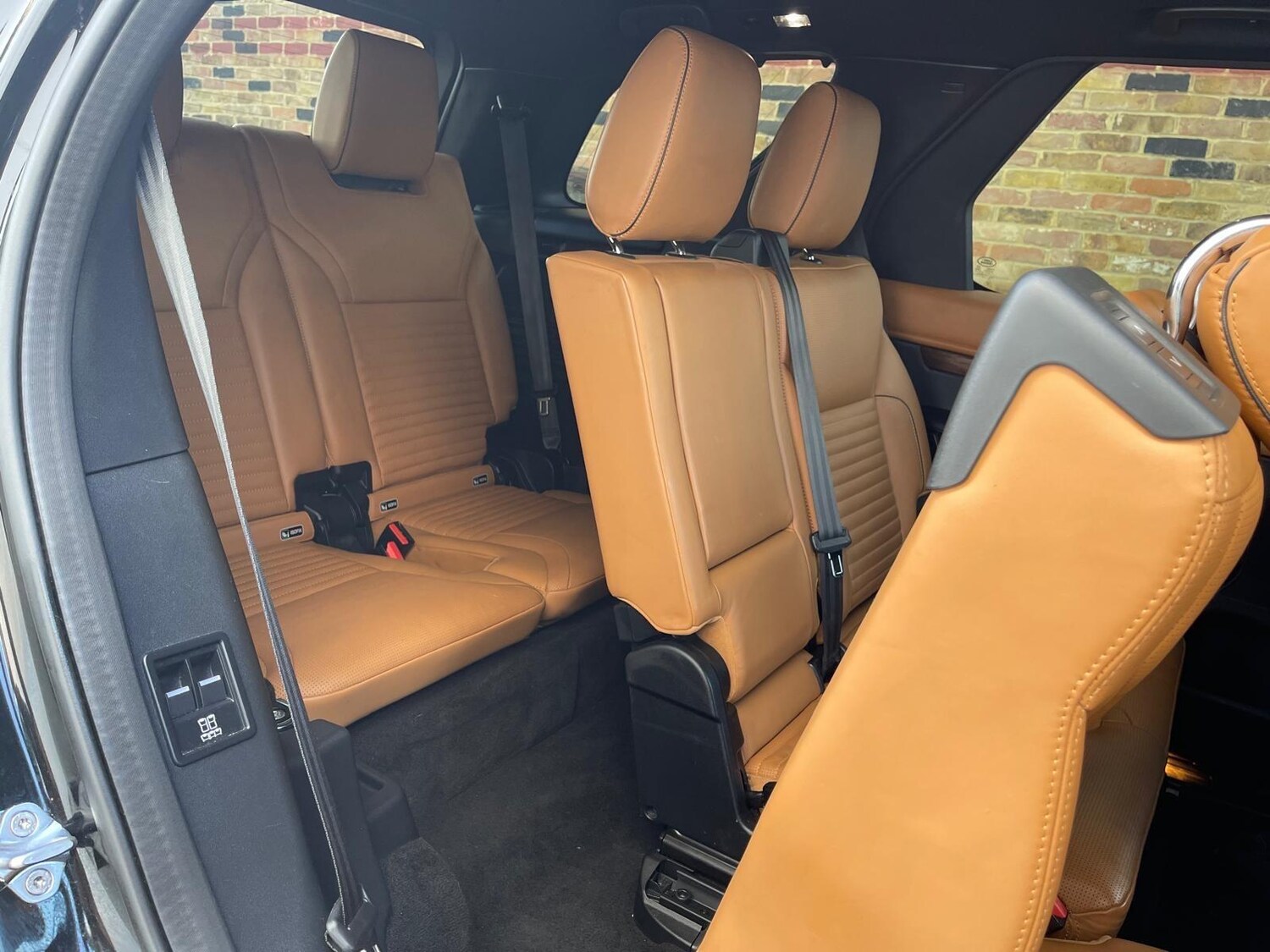 Used Land Rover Discovery 2020 for sale - 78071938: Photo 15