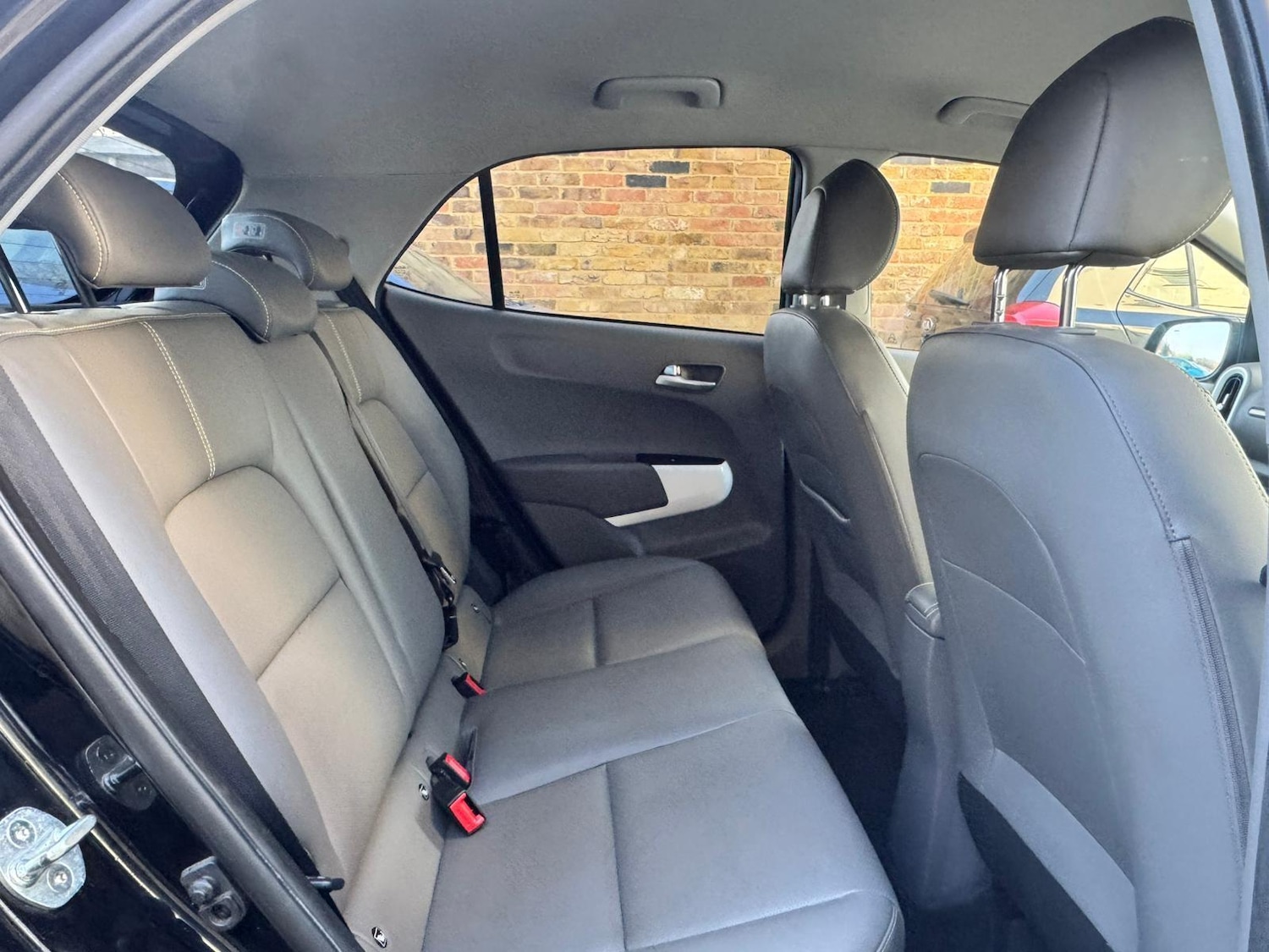 Used Kia Picanto 2018 for sale - 78204383: Photo 16