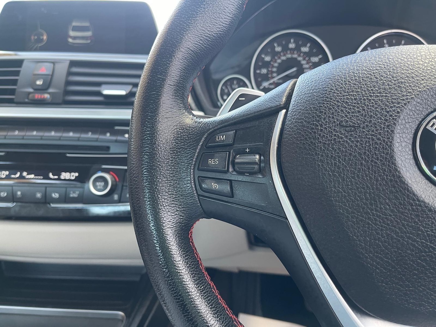 Used BMW 3 Series 2017 for sale - 78073285: Photo 22