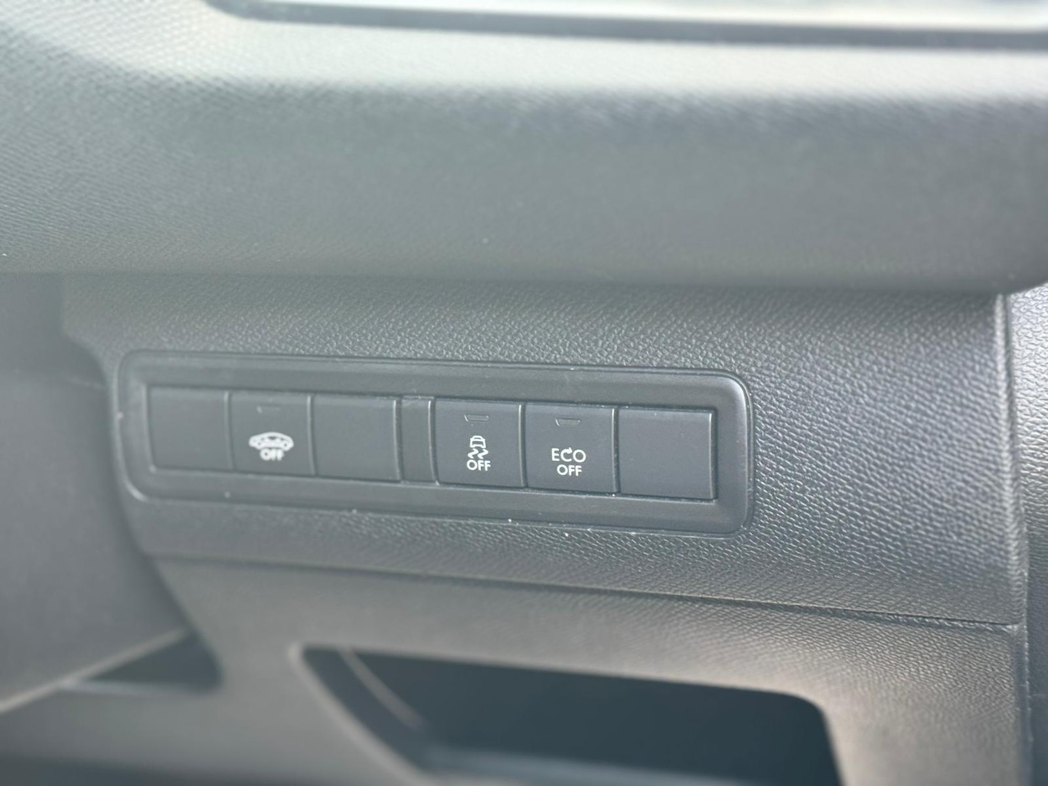 Used Peugeot 308 2015 for sale - 78072865: Photo 18