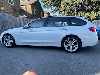 Used BMW 3 Series 2017 for sale - 79602264: Photo