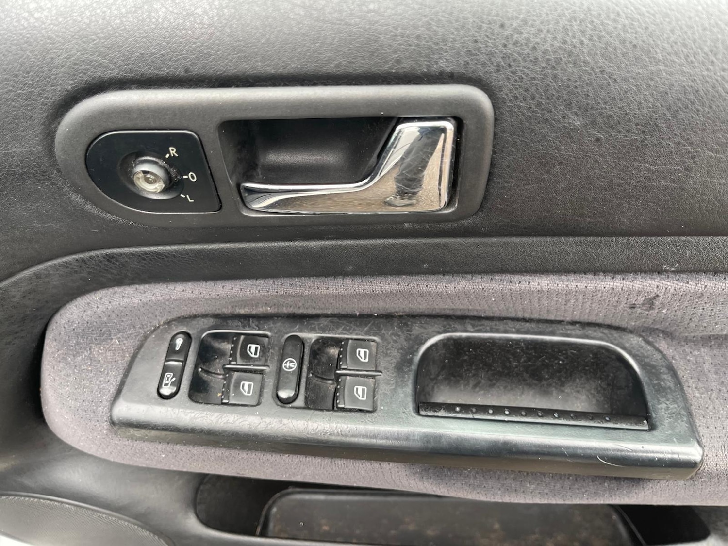 Used Volkswagen Golf 2000 for sale - 78072184: Photo 17