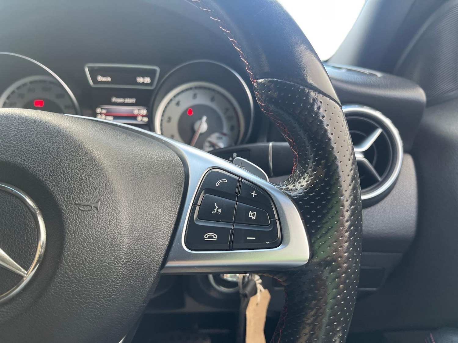 Used Mercedes-Benz GLA 2016 for sale - 78073282: Photo 28