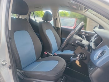 Used Hyundai i10 2015 for sale - 79188398: Photo