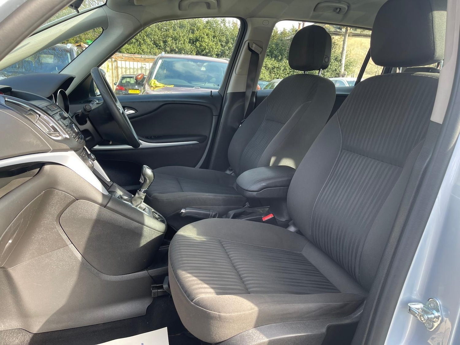 Used Vauxhall Zafira 2016 for sale - 78072846: Photo 26