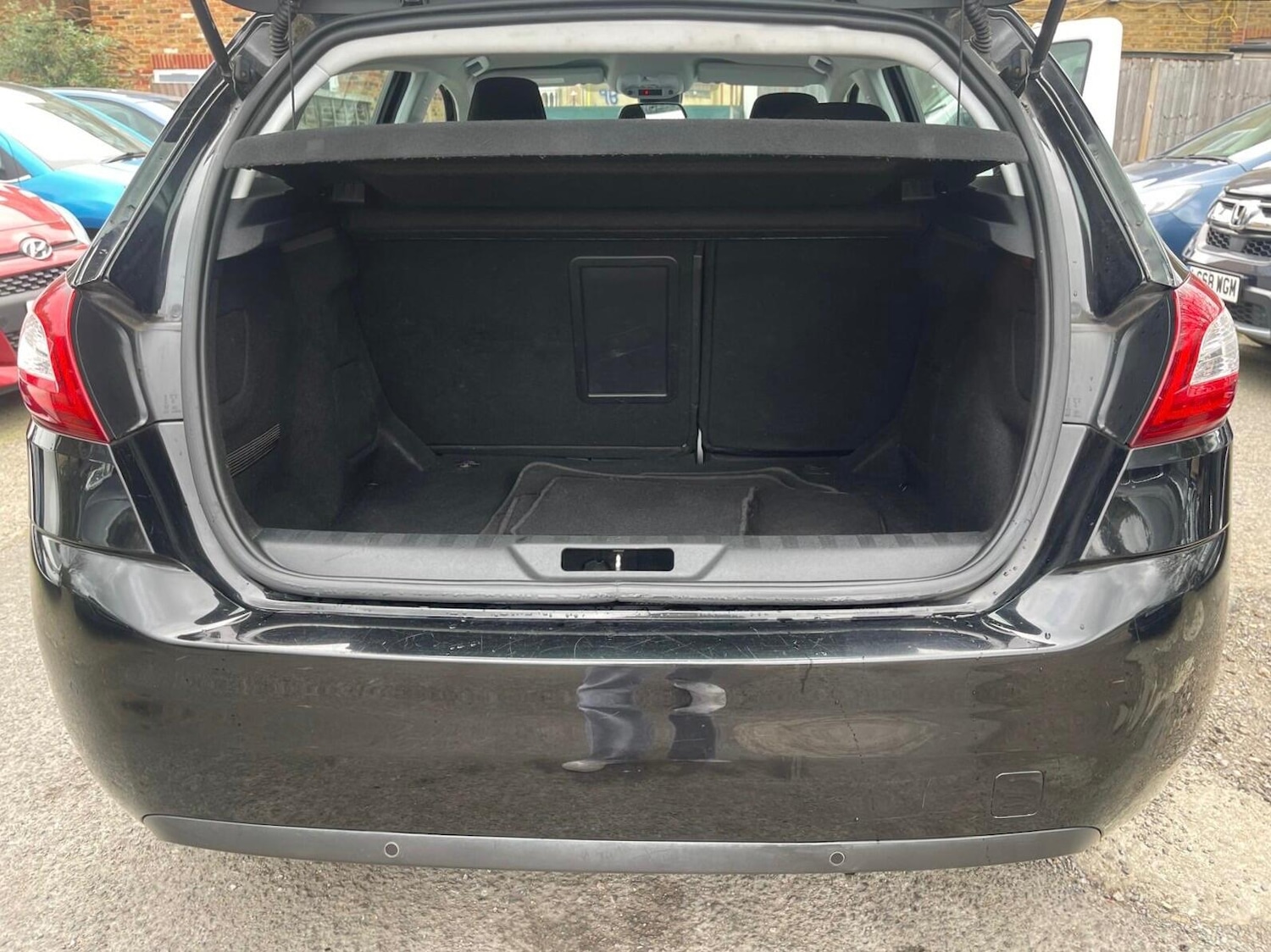 Used Peugeot 308 2016 for sale - 78170385: Photo 21