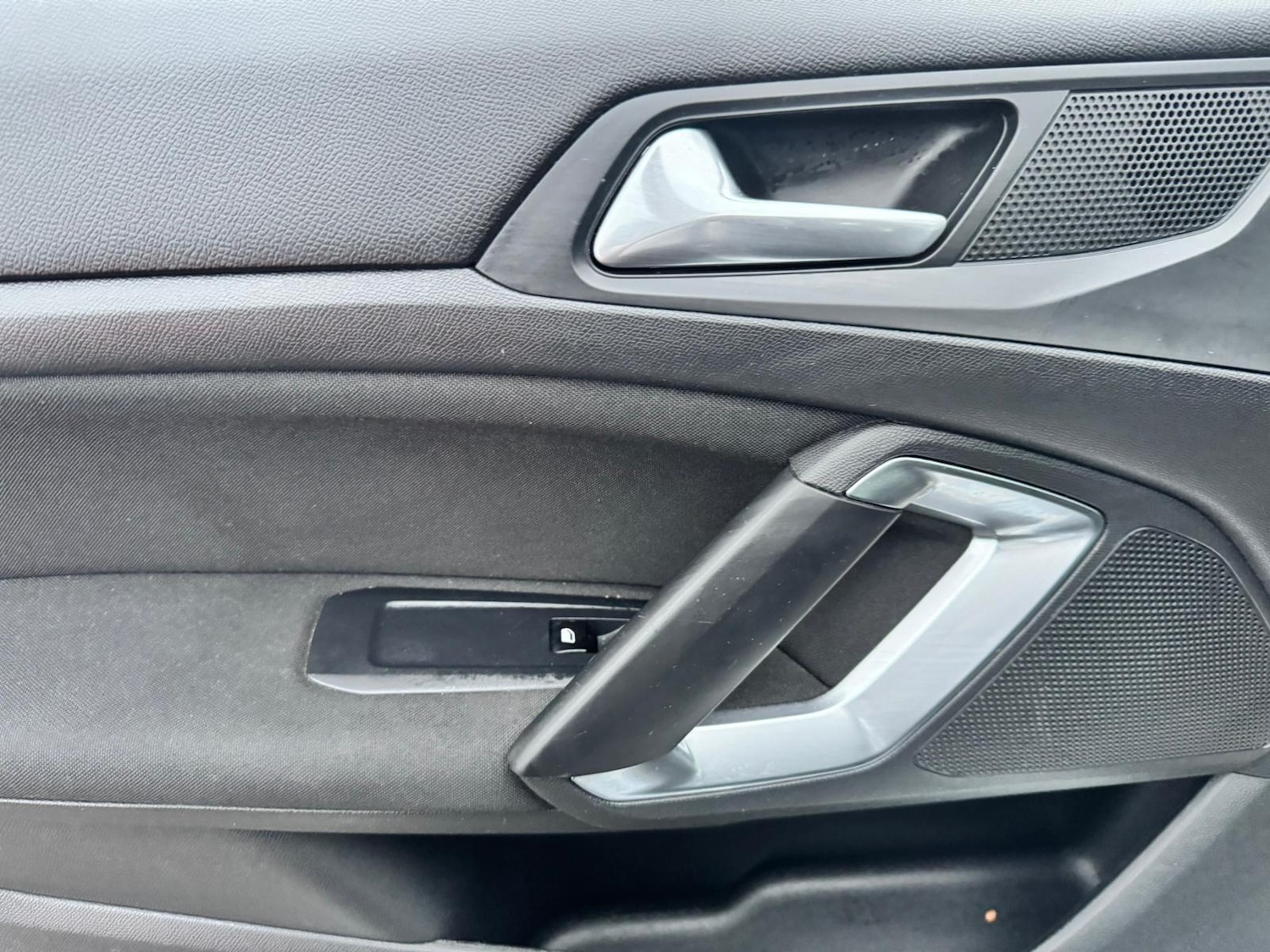 Used Peugeot 308 2016 for sale - 78072333: Photo 23