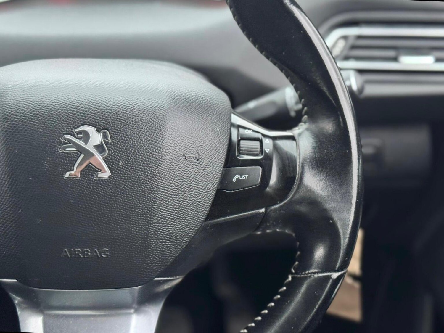 Used Peugeot 308 2016 for sale - 78072333: Photo 28