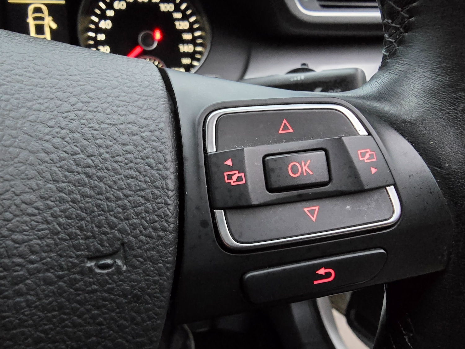 Used Volkswagen Passat 2014 for sale - 76507358: Photo 19