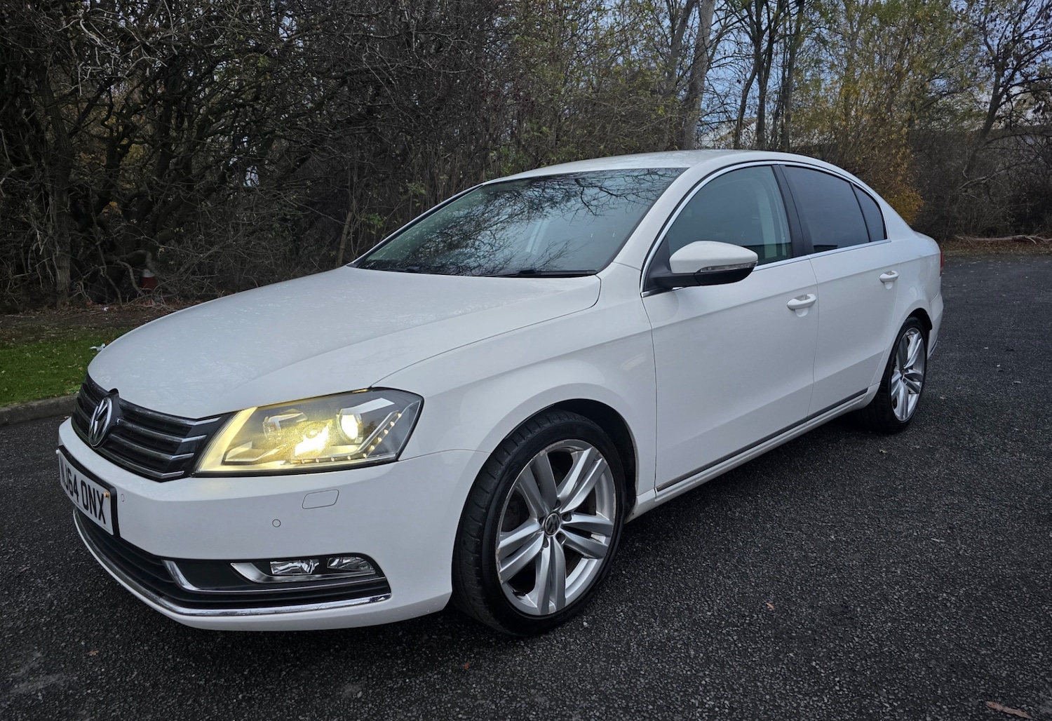 Used Volkswagen Passat 2014 for sale - 76507358: Photo 2