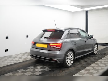 Used Audi A1 2015 for sale - 76571278: Photo