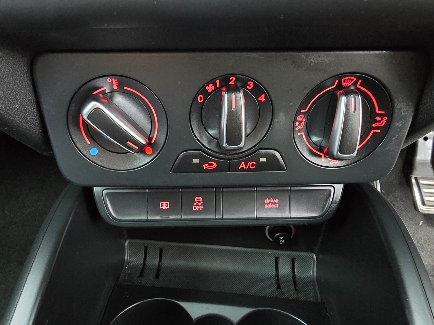 Used Audi A1 2015 for sale - 76571278: Photo 40