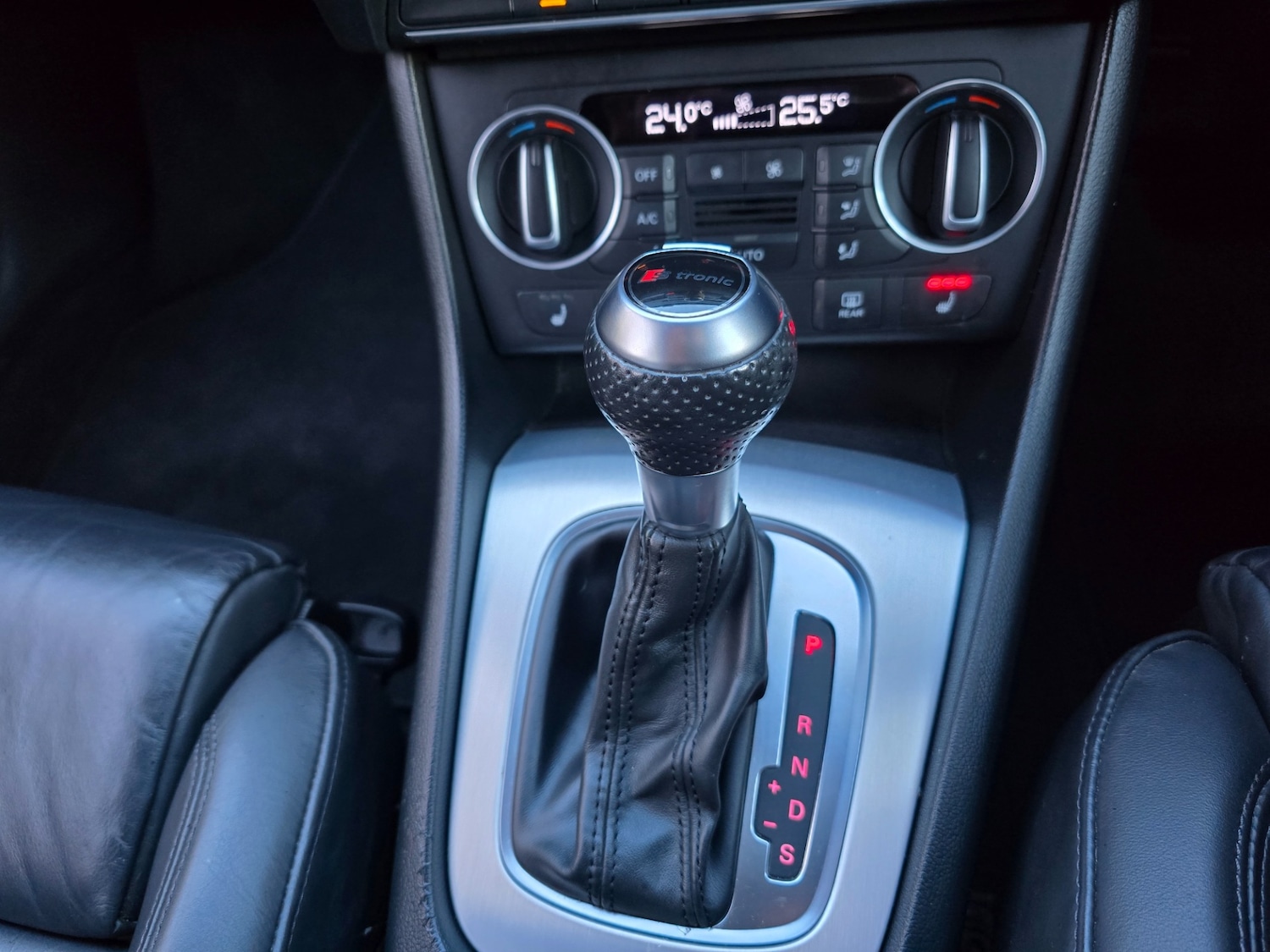 Used Audi Q3 2017 for sale - 76618932: Photo 17