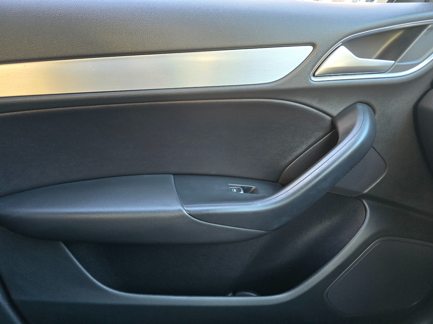 Used Audi Q3 2017 for sale - 76618932: Photo 26