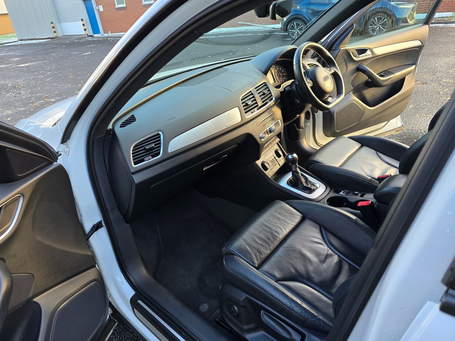 Used Audi Q3 2017 for sale - 76618932: Photo 31