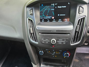 Used Ford Focus 2017 for sale - 78508440: Photo