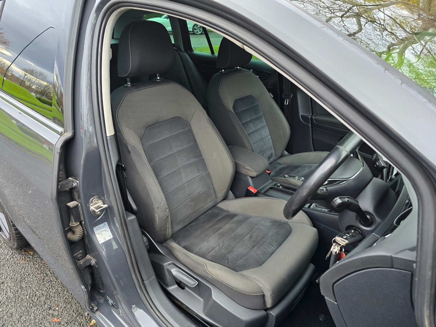 Used Volkswagen Golf 2013 for sale - 76669490: Photo 35