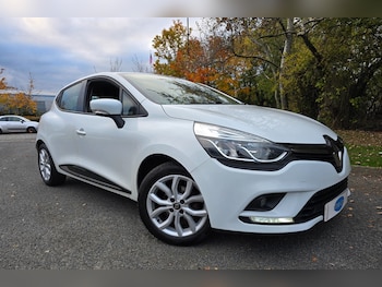 Used Renault Clio 2018 for sale - 76290613: Photo