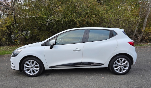 Used Renault Clio 2018 for sale - 76290613: Photo 6